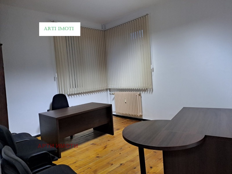 Под наем ОФИС, град София, Център • 880 € / 1721.13 лв. • 58621547 1