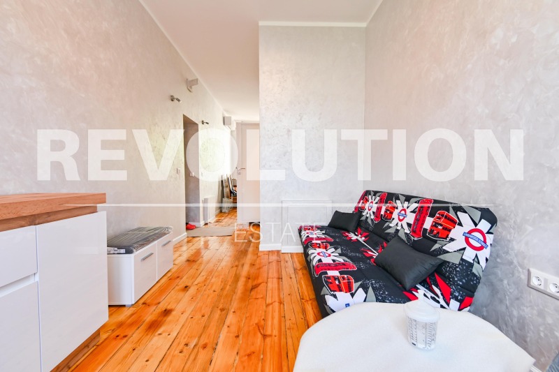 Te huur  Studio Sofia , Tsentar , 40 m² | 98777562 - afbeelding [4]