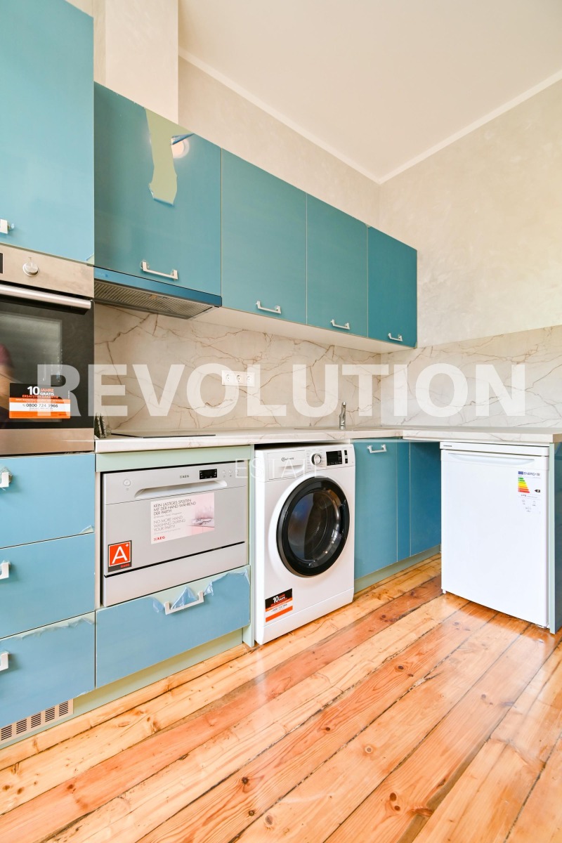 Te huur  Studio Sofia , Tsentar , 40 m² | 98777562 - afbeelding [3]