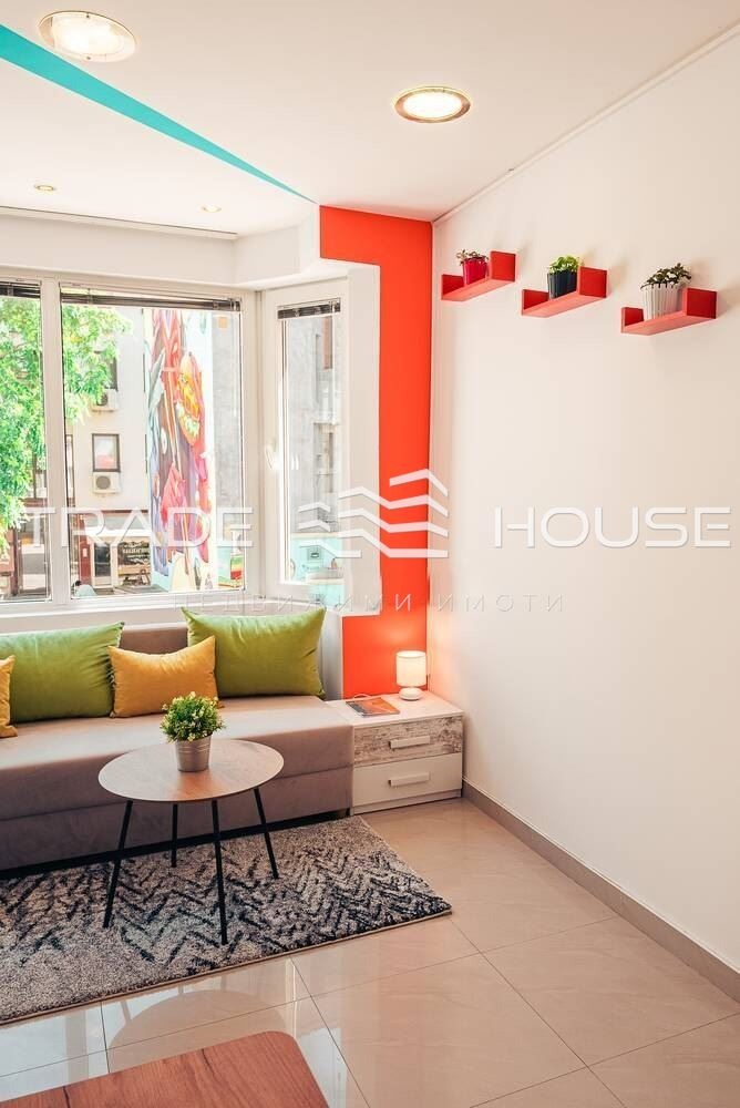 Te huur  Studio Plovdiv , Tsentar , 15 m² | 73300466