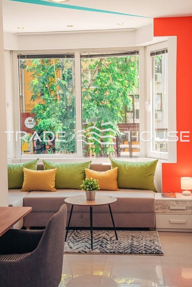 Te huur  Studio Plovdiv , Tsentar , 15 m² | 73300466 - afbeelding [2]