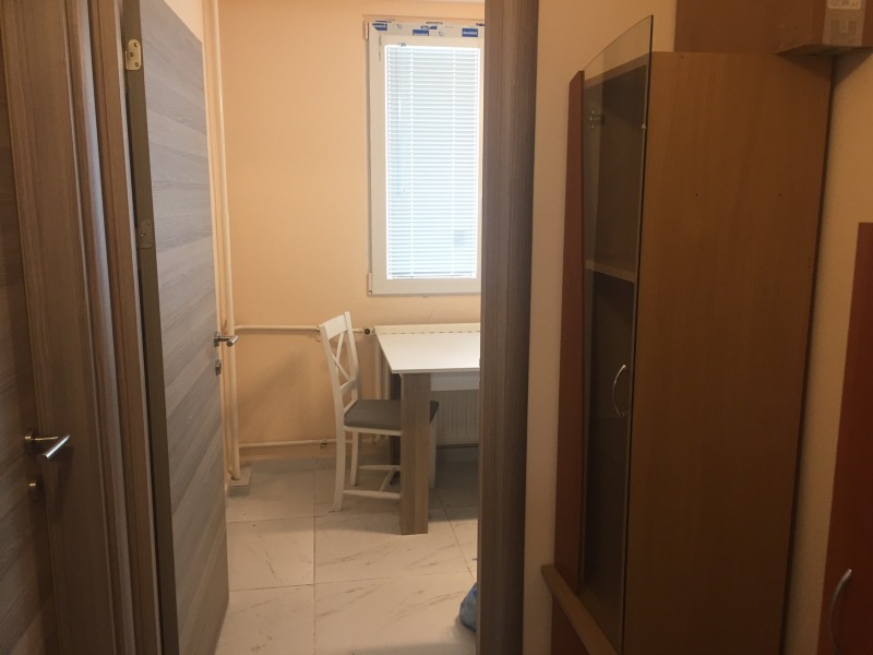 Дава под наем  2-стаен град София , Света Троица , 60 кв.м | 68796684 - изображение [3]