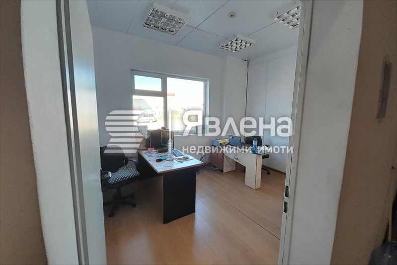 Προς ενοικίαση  Αποθήκευση περιοχή Plovdiv , Ραδηνοβο , 8156 τ.μ | 33544787 - εικόνα [4]