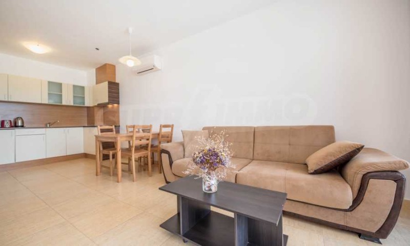 Дава под наем 2-СТАЕН, гр. Балчик, област Добрич, снимка 2 - Апартаменти - 52065808