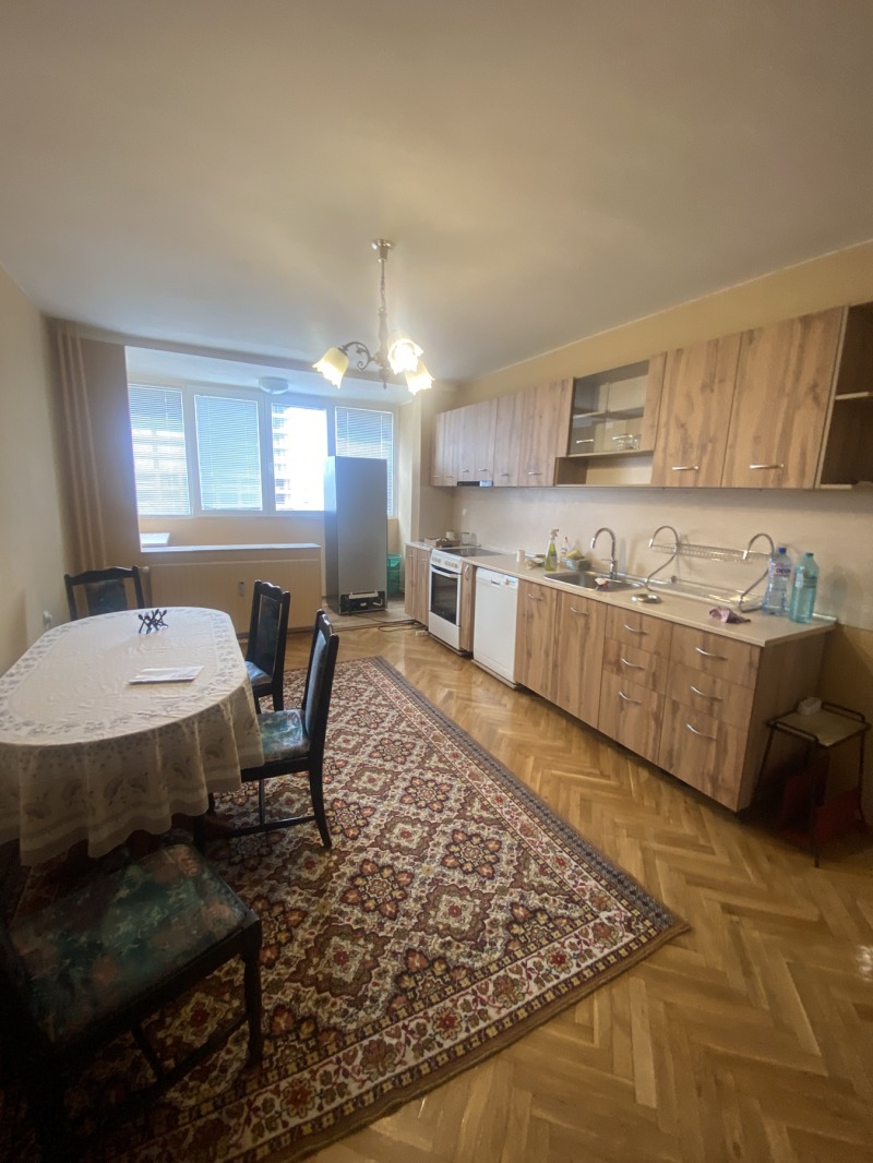 En renta  2 dormitorios Sofia , Lyulin 3 , 88 metros cuadrados | 54303759 - imagen [4]