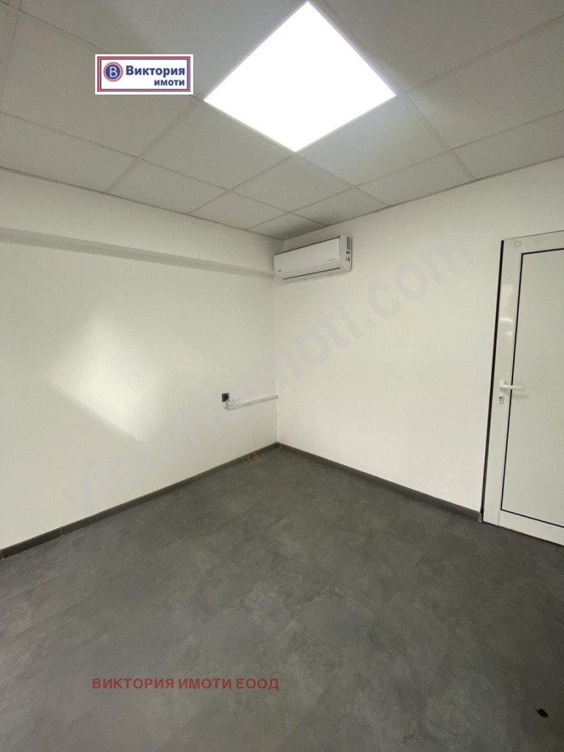 Дава под наем ОФИС, гр. Велико Търново, Бузлуджа, снимка 2 - Офиси - 52386851