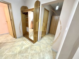 1 quarto Operata, Varna 6