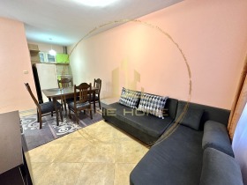 1 quarto Operata, Varna 3