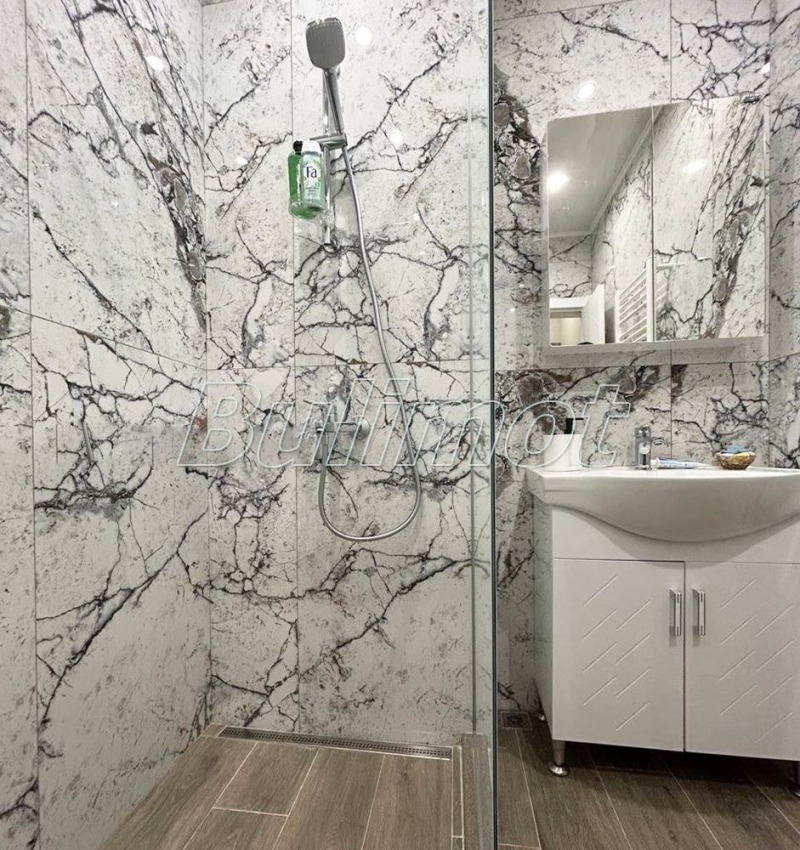 Дава под наем 4-СТАЕН, гр. Варна, Център, снимка 8 - Апартаменти - 52465864