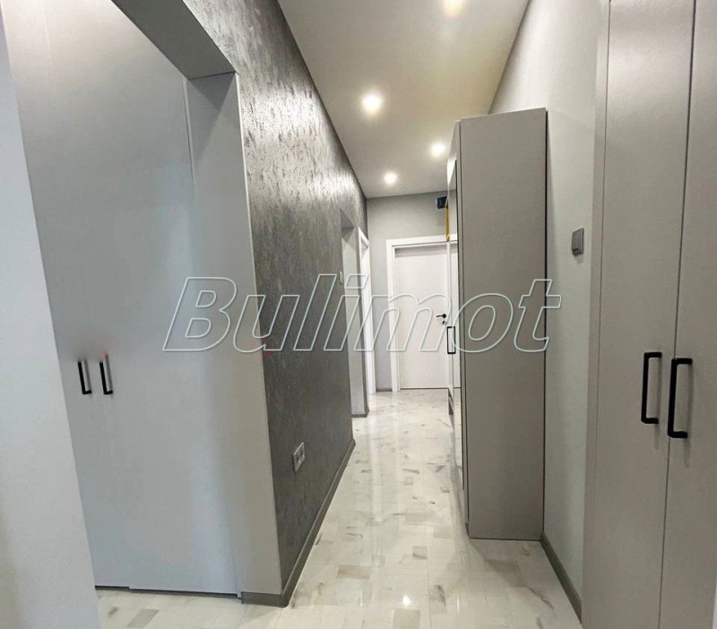 Дава под наем 4-СТАЕН, гр. Варна, Център, снимка 6 - Апартаменти - 52465864