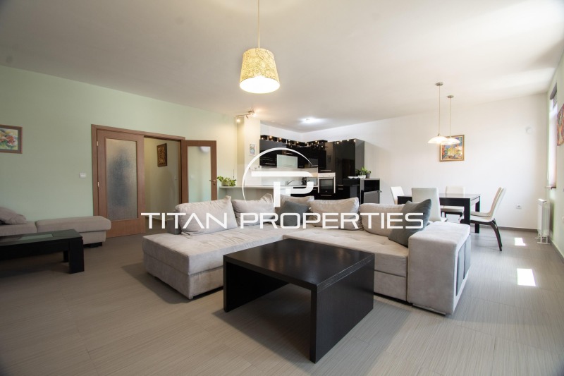 Zu vermieten  2 Schlafzimmer Sofia , Zentar , 130 qm | 88593689