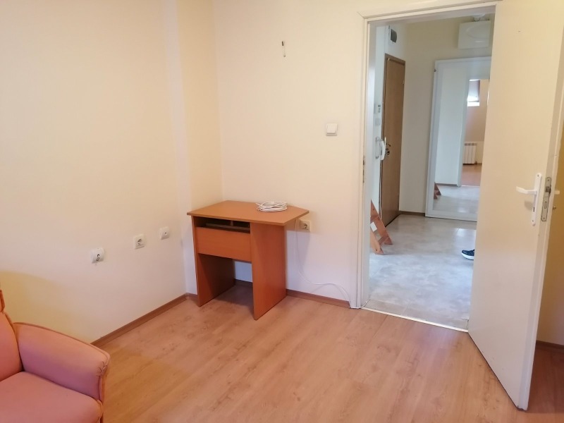 Дава под наем  3-стаен град Стара Загора , Център , 105 кв.м | 73201640 - изображение [15]