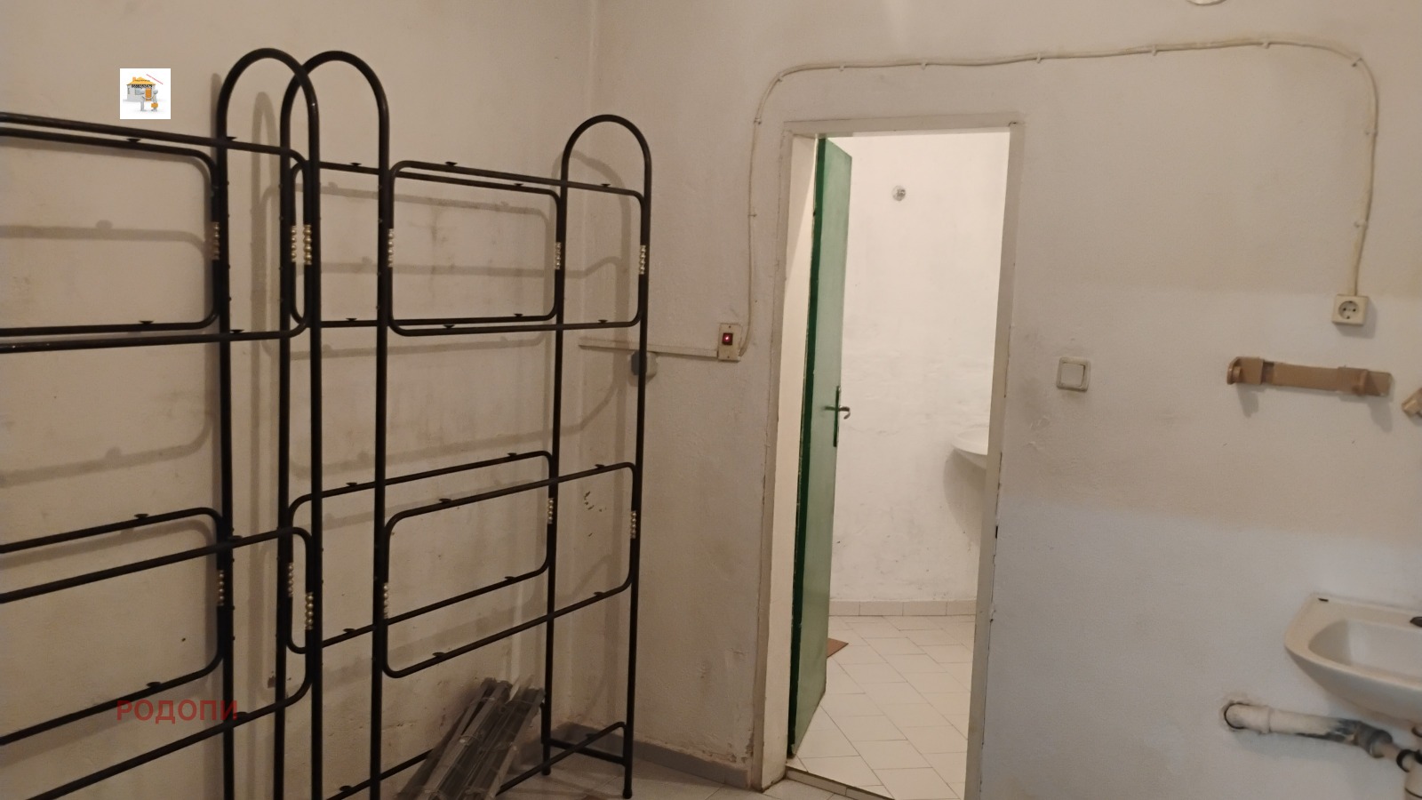 Дава под наем МАГАЗИН, гр. Пловдив, Въстанически, снимка 9 - Магазини - 55980671