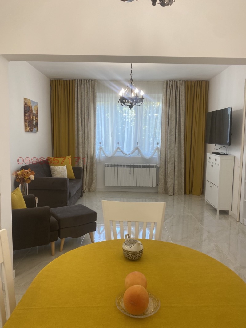 För uthyrning  1 sovrum Sofia , Doktorski pametnik , 65 kvm | 94536133 - bild [3]