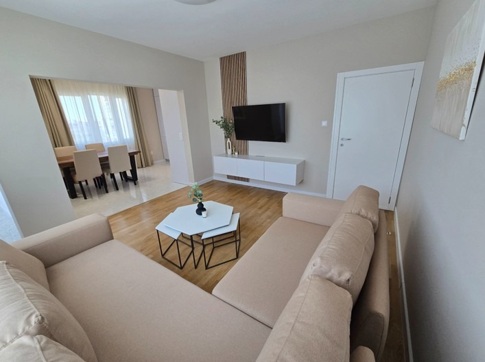 В аренду  2 спальни София , Стрелбище , 80 кв.м | 37572972