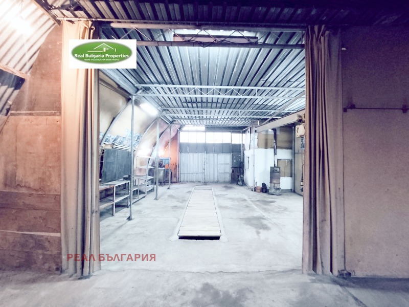 Дава под наем СКЛАД, гр. Русе, Долапите, снимка 5 - Складове - 52344115