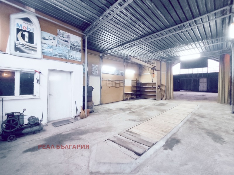 Под наем СКЛАД, град Русе, Долапите • 350 € / 684.54 лв. • 32902510 1