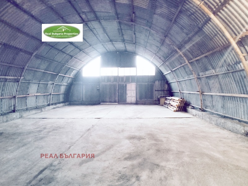 Дава под наем СКЛАД, гр. Русе, Долапите, снимка 10 - Складове - 52344115