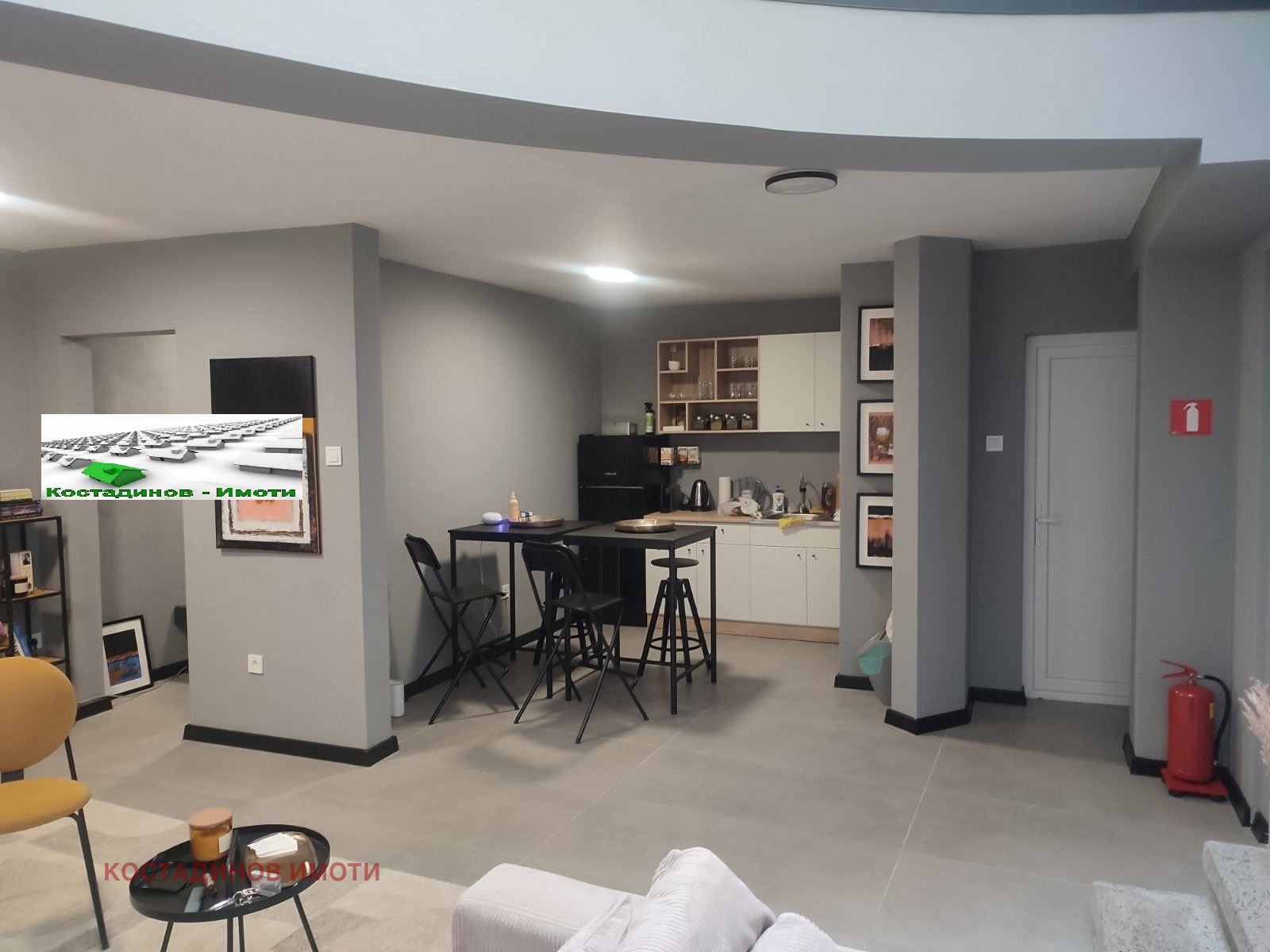 Дава под наем ОФИС, гр. Пловдив, Център, снимка 2 - Офиси - 53729315