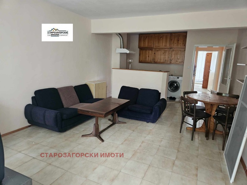 Te huur  2 slaapkamers Stara Zagora , Ajazmoto , 95 m² | 39077468