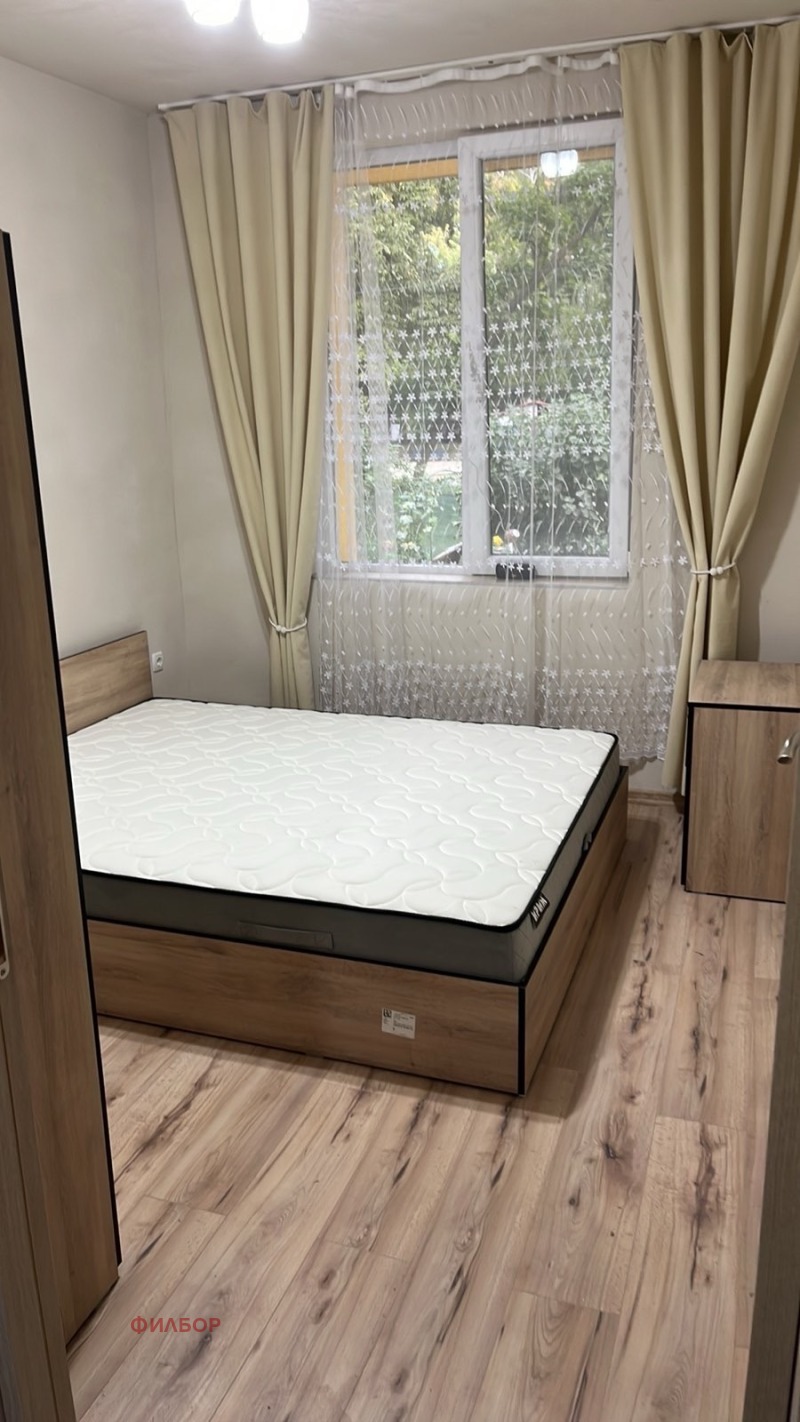 K pronájmu  1 ložnice Pernik , Iztok , 52 m2 | 92618812 - obraz [12]