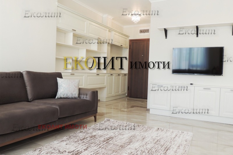 Do wynajęcia  1 sypialnia Sofia , Centar , 68 mkw | 62174686 - obraz [2]