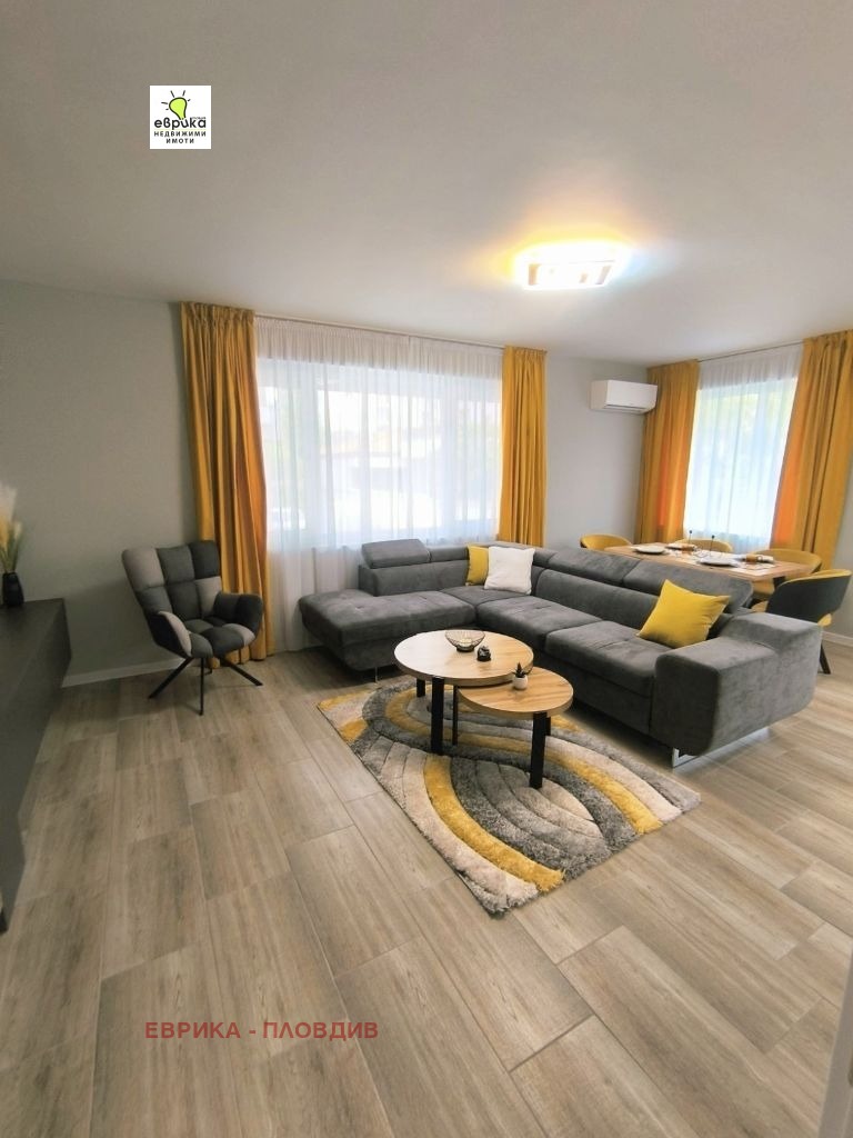 Zu vermieten  1 Schlafzimmer Plowdiw , Ostromila , 74 qm | 33762829