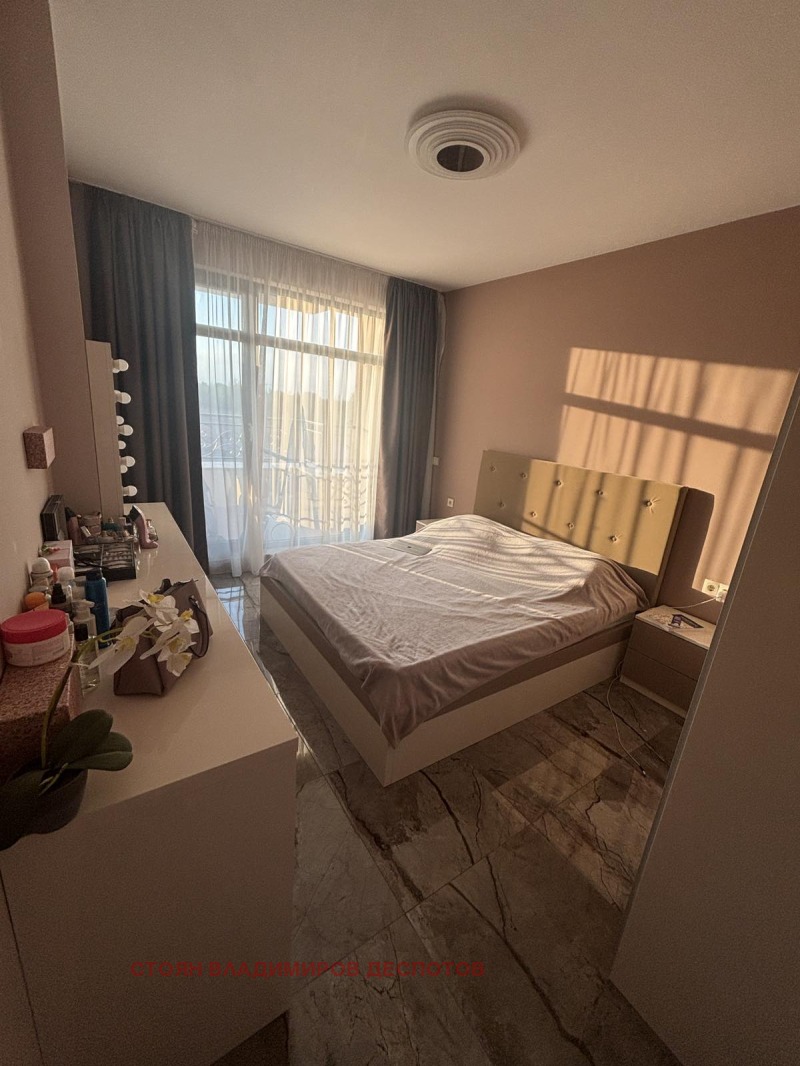 Kiadó  2 hálószobás Sofia , Vitosa , 110 négyzetméter | 43033413 - kép [11]