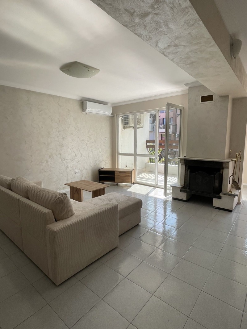 K pronájmu  3+ ložnice Plovdiv , Kjučuk Pariž , 145 m2 | 40787906 - obraz [2]