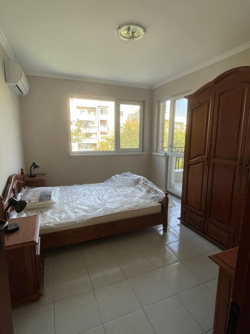 K pronájmu  3+ ložnice Plovdiv , Kjučuk Pariž , 145 m2 | 40787906 - obraz [9]