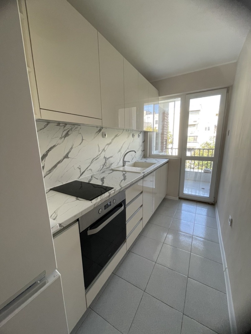 K pronájmu  3+ ložnice Plovdiv , Kjučuk Pariž , 145 m2 | 40787906 - obraz [6]
