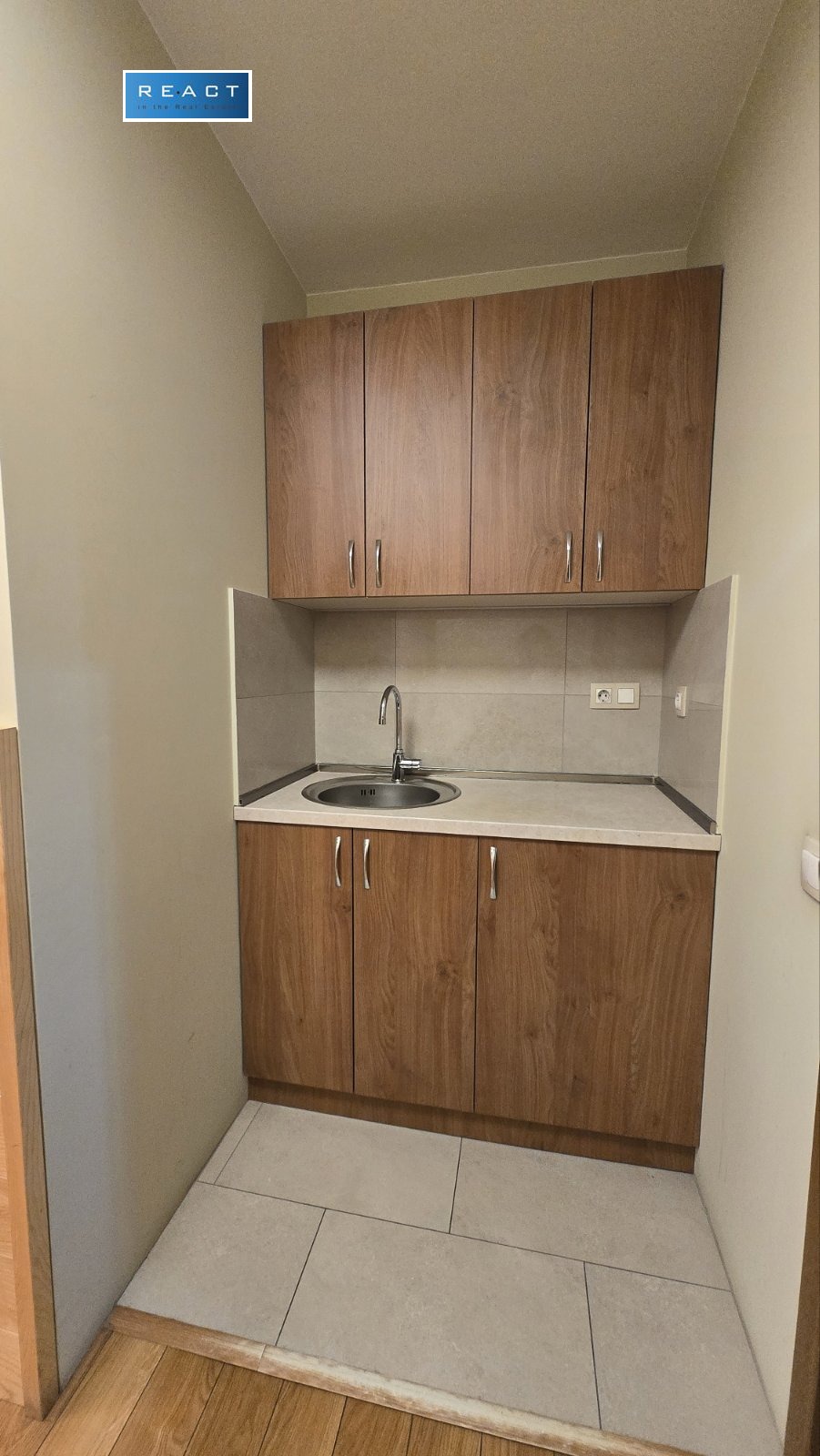 Дава под наем ОФИС, гр. София, Гоце Делчев, снимка 10 - Офиси - 53522903
