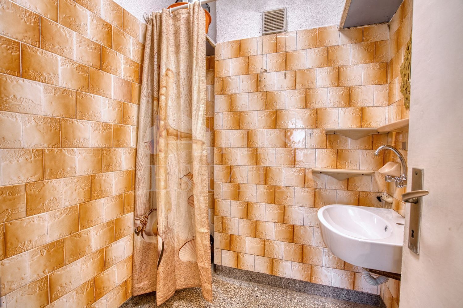 Дава под наем 3-СТАЕН, гр. София, Лозенец, снимка 7 - Апартаменти - 53677363