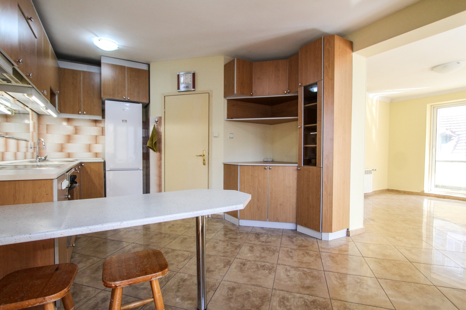 Дава под наем 3-СТАЕН, гр. София, Оборище, снимка 8 - Апартаменти - 54100102