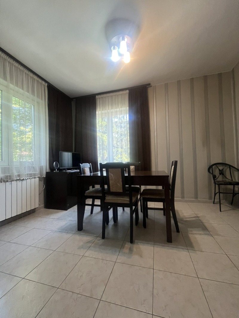 K pronájmu  2 ložnice Sofia , Knjaževo , 120 m2 | 97824865 - obraz [2]