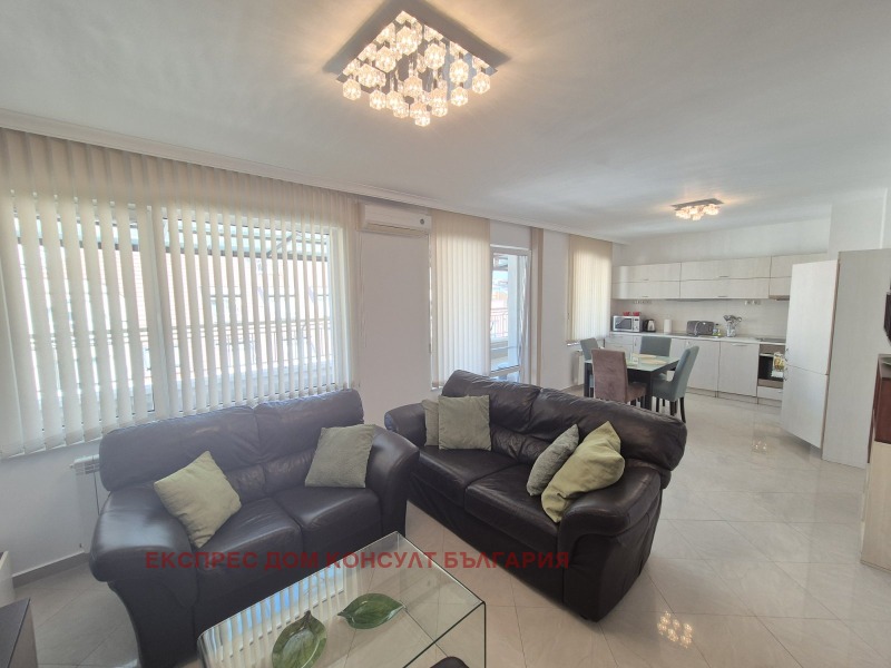 A louer  2 chambres Sofia , Strelbichte , 175 m² | 24752226