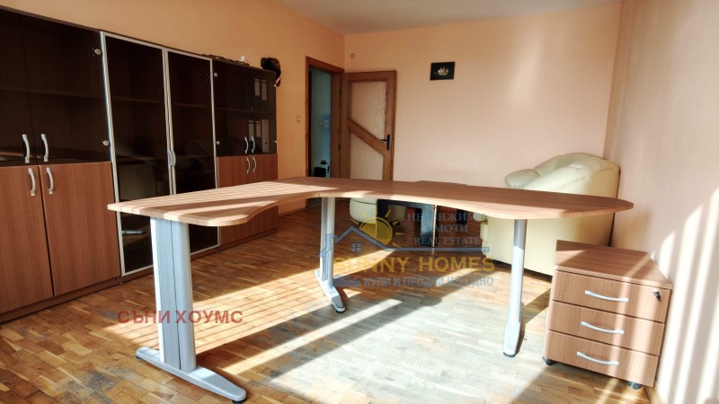 Дава под наем ОФИС, гр. Велико Търново, Колю Фичето, снимка 2 - Офиси - 53390396