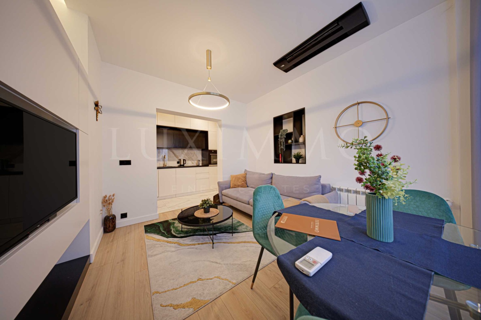 Дава под наем 3-СТАЕН, гр. София, Център, снимка 3 - Апартаменти - 54281339