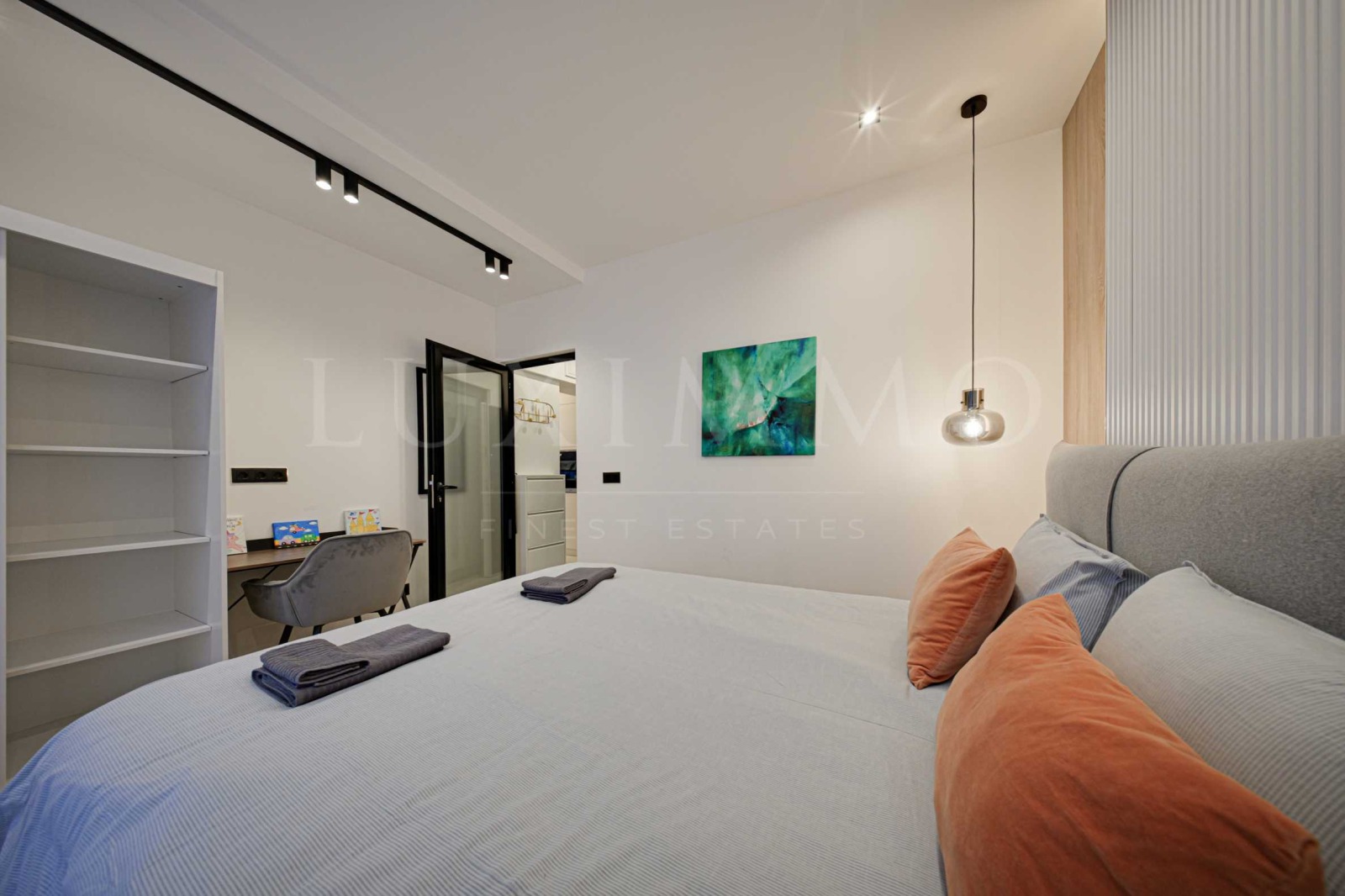 Дава под наем 3-СТАЕН, гр. София, Център, снимка 15 - Апартаменти - 54281339