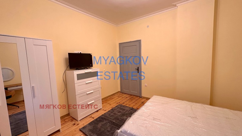 Te huur  Studio Sofia , Tsentar , 35 m² | 64862640 - afbeelding [3]