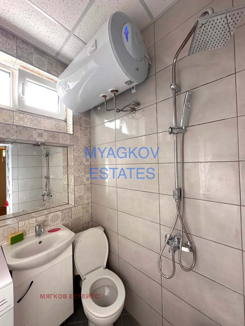 Te huur  Studio Sofia , Tsentar , 35 m² | 64862640 - afbeelding [6]