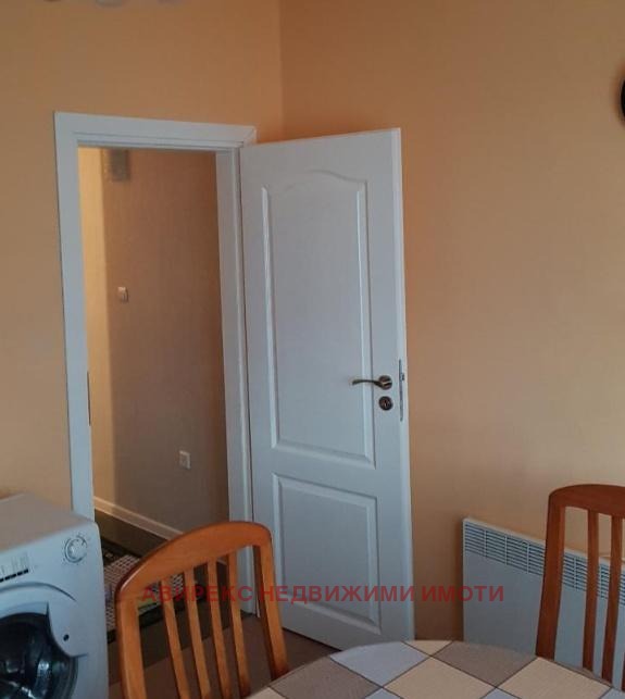 De inchiriat  1 dormitor Plovdiv , Ciuciuc Parij , 50 mp | 68935053 - imagine [6]