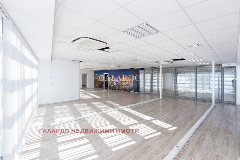 Дава под наем  Офис град София , Витоша , 415 кв.м | 87282022