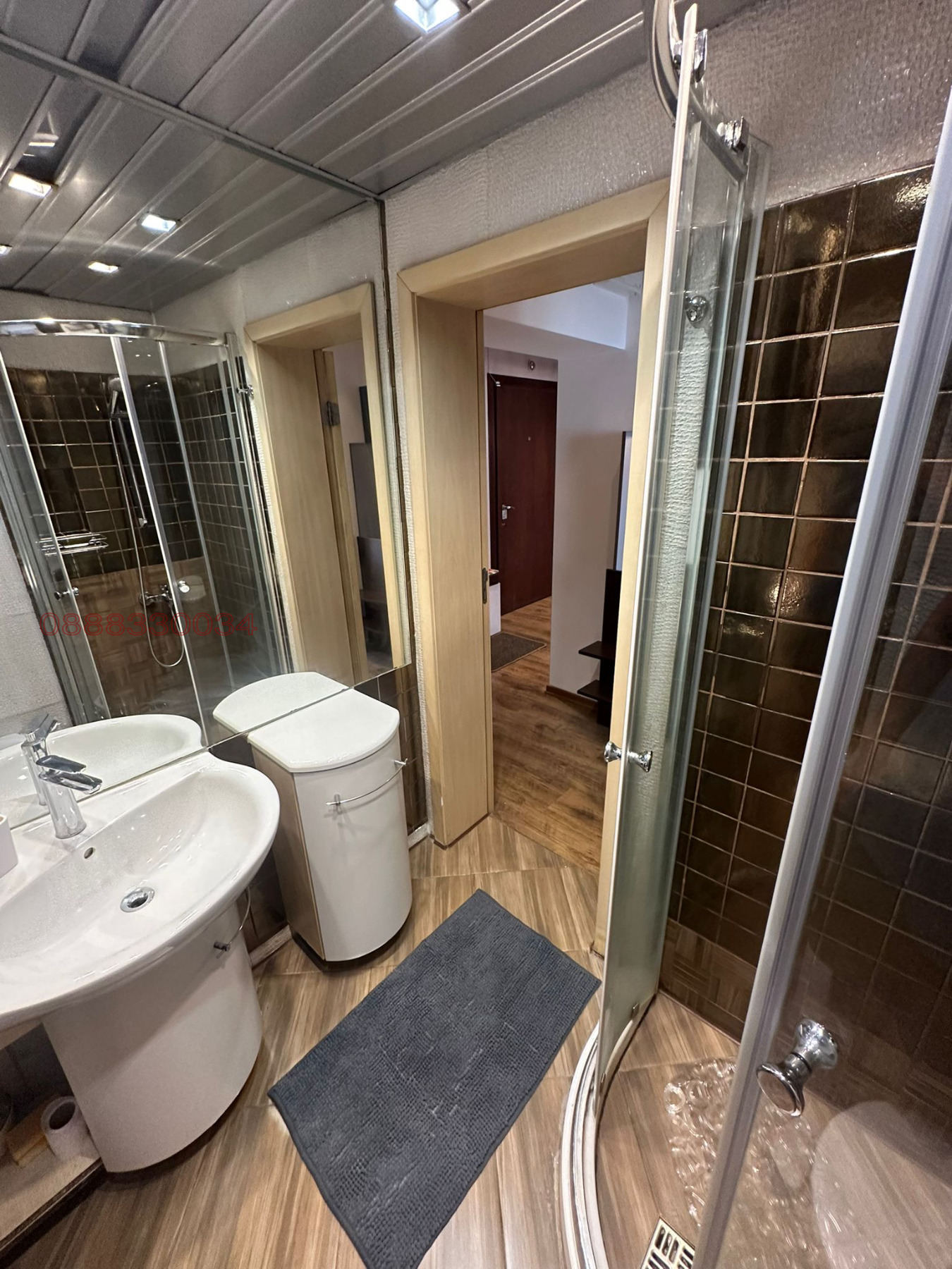 Дава под наем СТАЯ, гр. София, Център, снимка 3 - Стаи под наем - 54177988