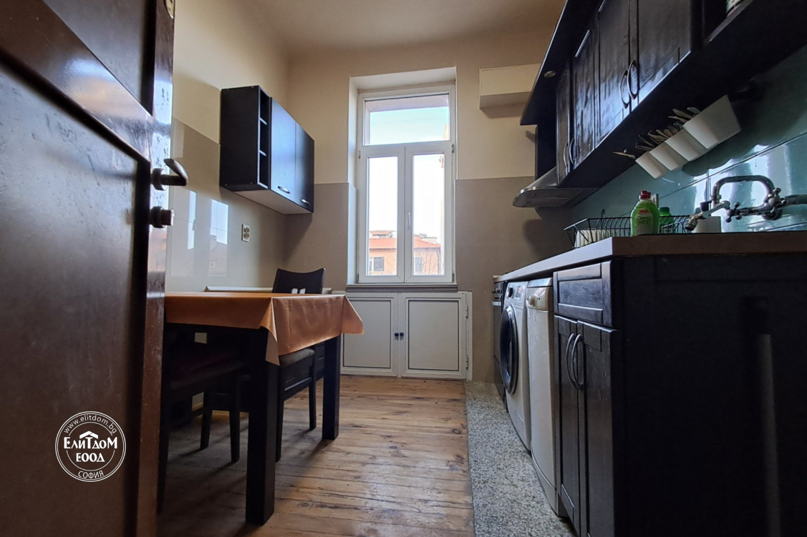 Дава под наем ЕТАЖ ОТ КЪЩА, гр. София, Център, снимка 9 - Етаж от къща - 53836092