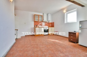 2 bedroom Tsentar, Sofia 2