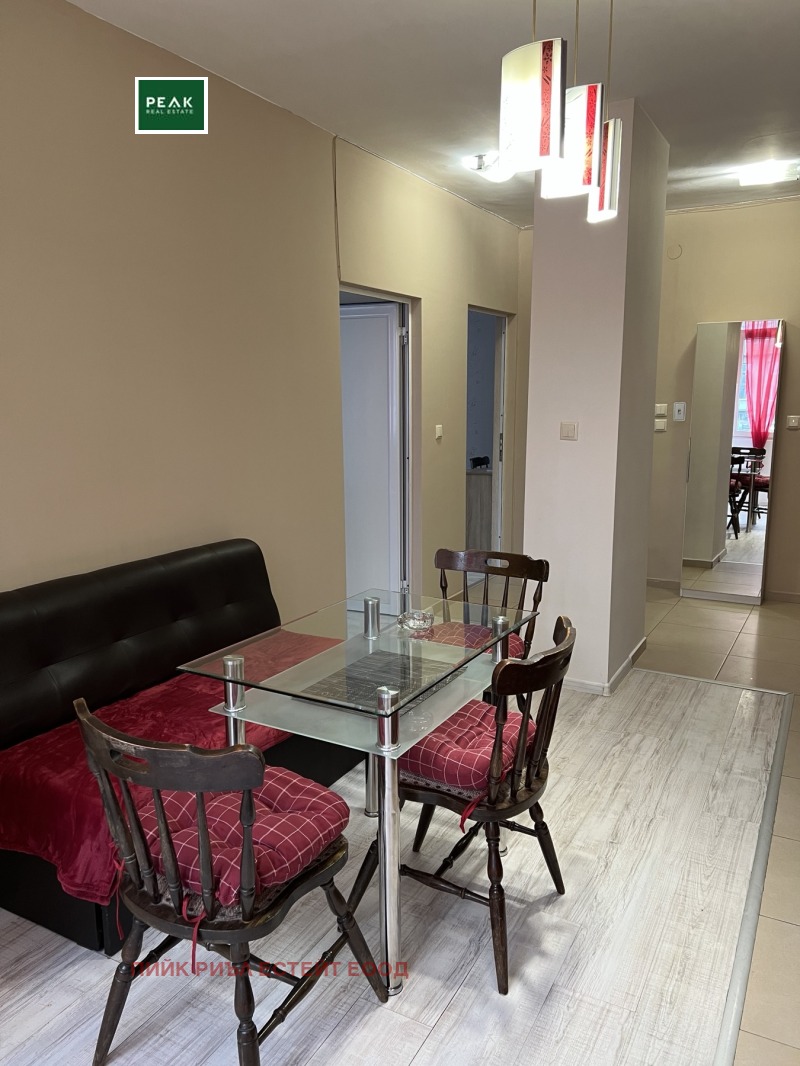 Дава под нем  3-стаен, град София, Разсадника •  550 EUR • ID 78570986 — holmes.bg - [1] 