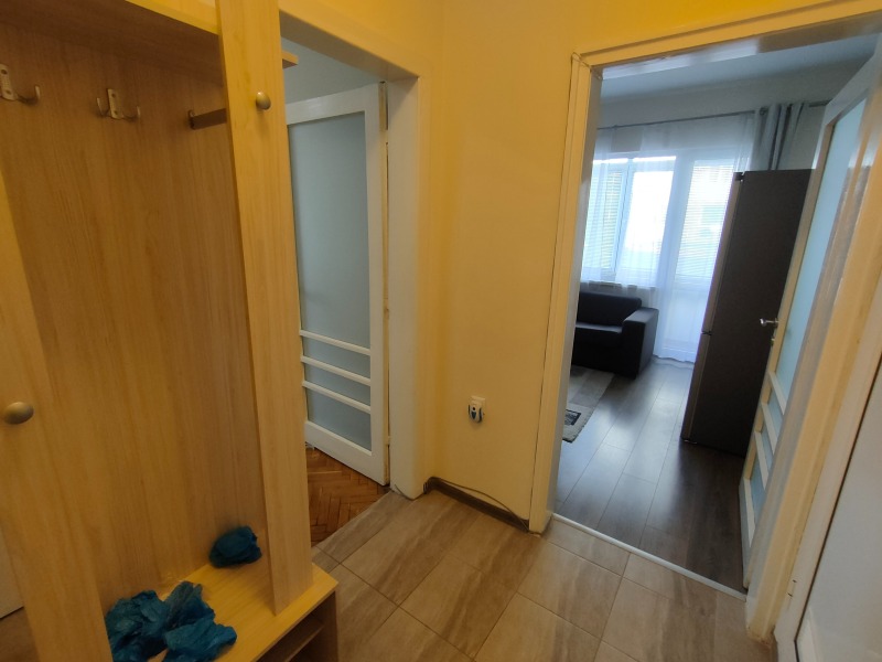 Дава под наем 3-СТАЕН, гр. Варна, Център, снимка 15 - Апартаменти - 52815582