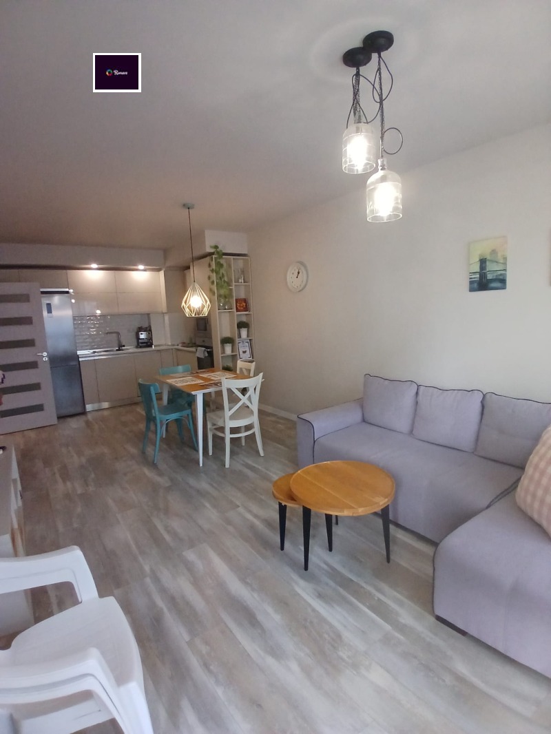 Под наем 2-СТАЕН, град Варна, Окръжна болница-Генерали • 1050 € / 2053.62 лв. • 94158500 1