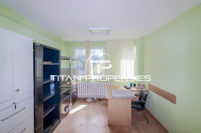 Til leje  Kontor Varna , ZhP Gara , 15 kvm | 58631228 - billede [9]